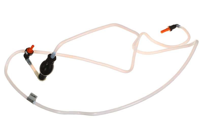 Kraftstoffrohr (vorwärts gebogen)